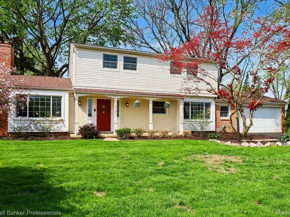 30184 Fiddlers Grn, Farmington Hills, MI 48334
