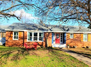 199 S Main St, Rhome, TX 76078