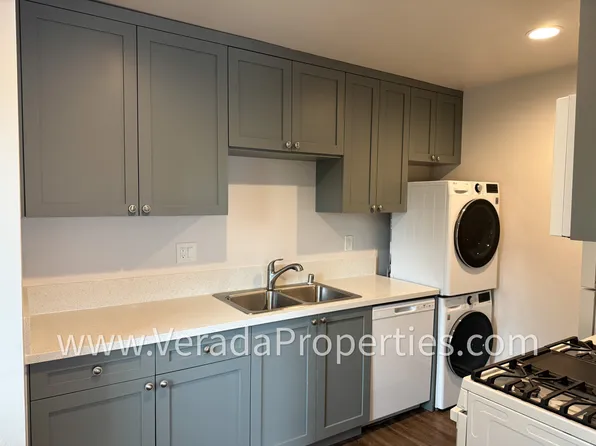 3832 Albatross St APT B, San Diego, CA 92103