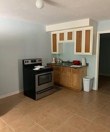 2nd image of 714 S 20th St