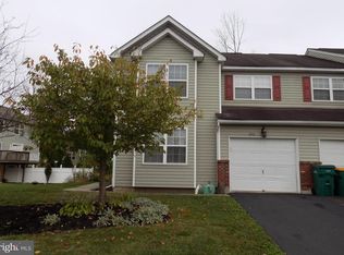 392 Cattail Ct, Pennsburg, PA 18073