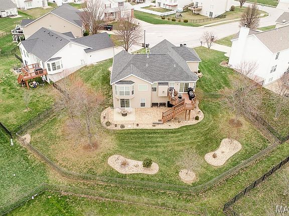 4th image of 6904 Arbor Cove Dr