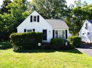 4764 Willoughcroft Rd, Willoughby, OH 44094