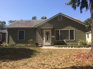 408 N Maple Ave, Roxana, IL 62084