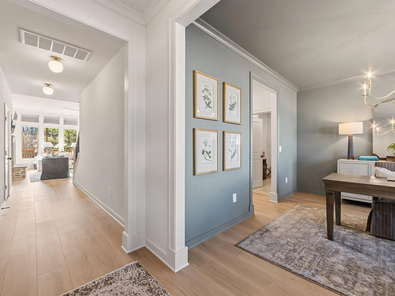 5 bed, 3.5 bath, 3857 sqft, $5,500 — Photo 3