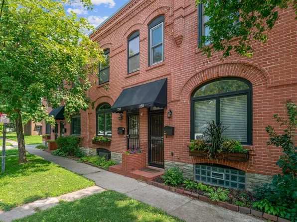 250 Saint Albans St N, Saint Paul, MN 55104