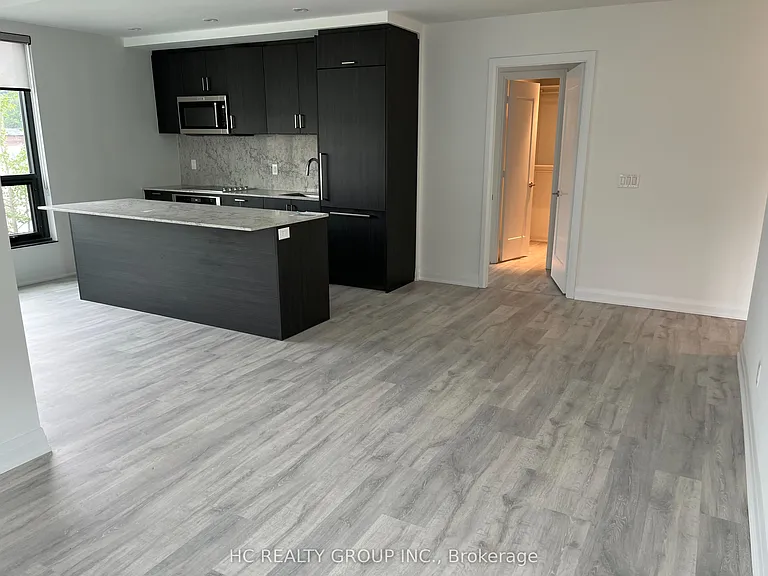 280 Howland Ave W #318 — Photo 8