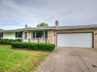 9431 Cleveland St, Crown Point, IN 46307