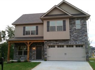 1525 Yarnell Station Blvd, Knoxville, TN 37932