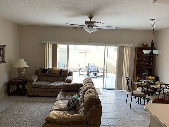 4th image of 27 Laurel Oaks Cir