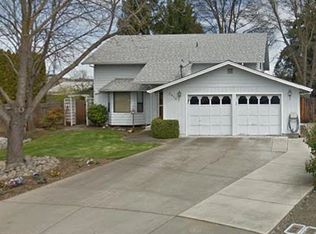 2415 Winslow Park Cir, Medford, OR