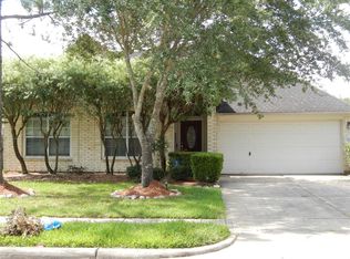 3526 Glenhill Dr, Pearland, TX 77584