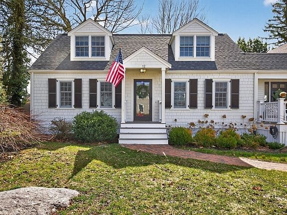 2nd image of 12 Tupelo Rd