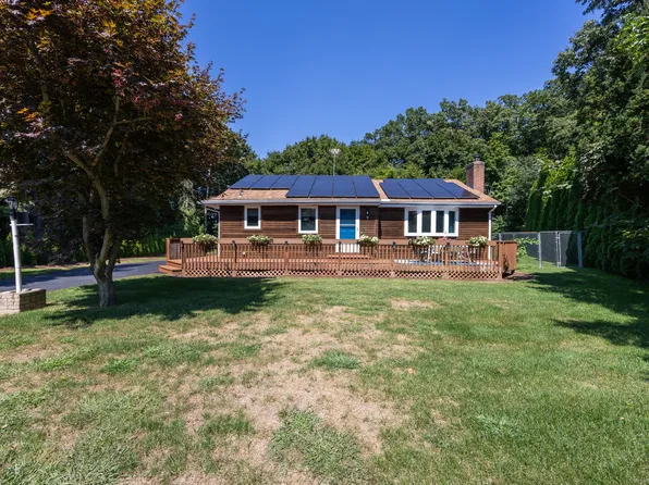 9 Mel Road, Plainville, CT 06062