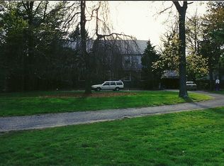 174 Phelps Ln, North Babylon, NY 11703