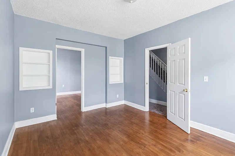 4 bed, 1.5 bath, 1500 sqft, $2,850 — Photo 4