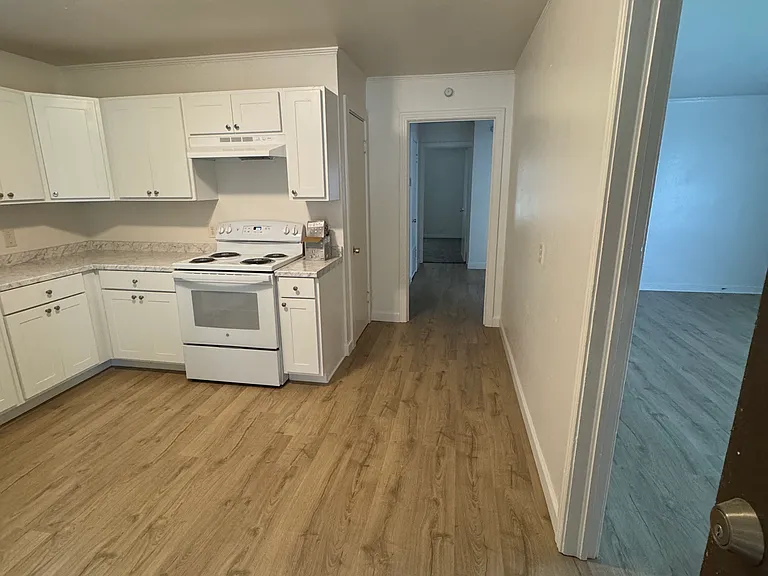 1601 Graham Dr — Photo 13