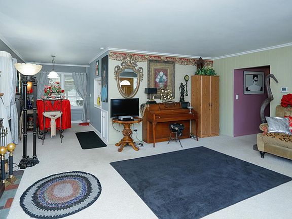 200 N Eastway Dr-105