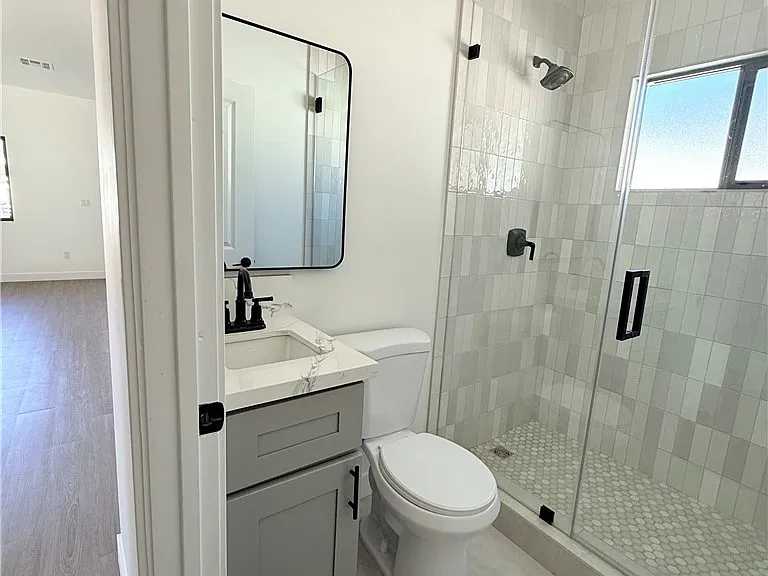 1664 Glen Ave — Photo 20