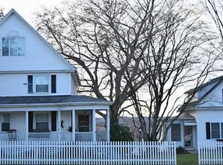 1612 Smith St, North Providence, RI 02911
