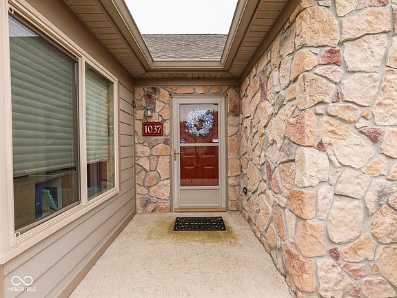 5th image of 1037 Laurelwood Ln
