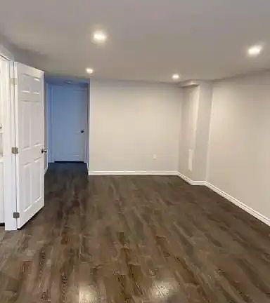 3rd image of 780 Mona Dr #2