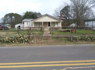 472 5th St, Ashville, AL 35953