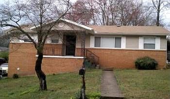 1st image of 3824 Briarcliff Way