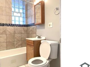 1469 E 68th St #2, Chicago, IL 60637
