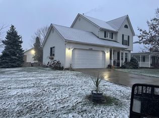 12500 Glasgow Dr, Romeo, MI 48065