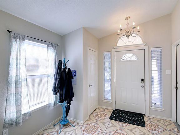 4th image of 1913 Golden Sunrise Ln