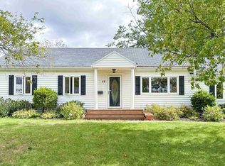 68 Parkview Dr, Charlottetown, PE C1A 5X5