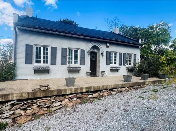 1201 Clinton St, Pittsburgh, PA 15203