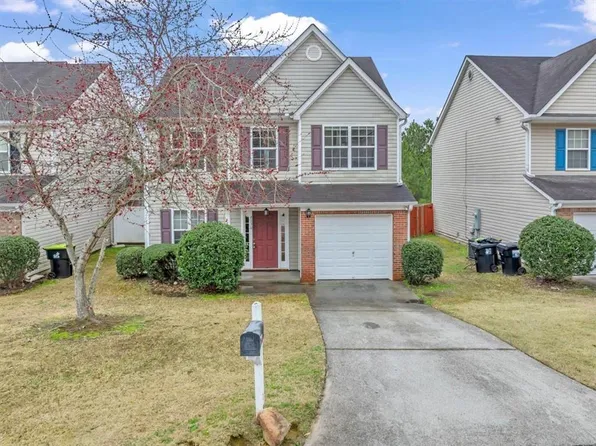 6130 Hickory Lane Dr, Union City, GA 30291