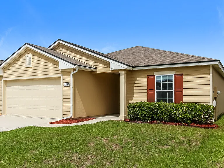2067 Tyson Lake Dr — Photo 3