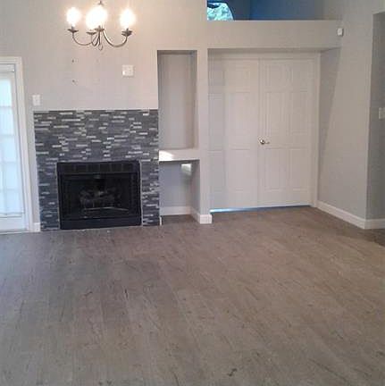 4th image of 15847 Meadow Village Dr