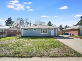 3075 Uvalda St, Aurora, CO 80011