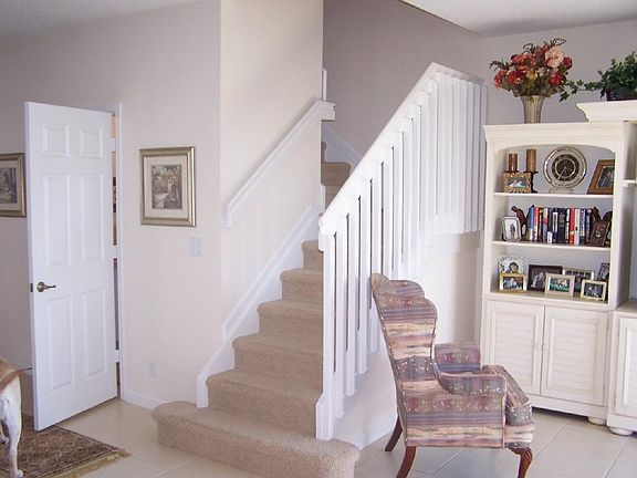 3rd image of 3010 N Evergreen Cir