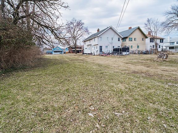 4th image of 3419 N College Ave