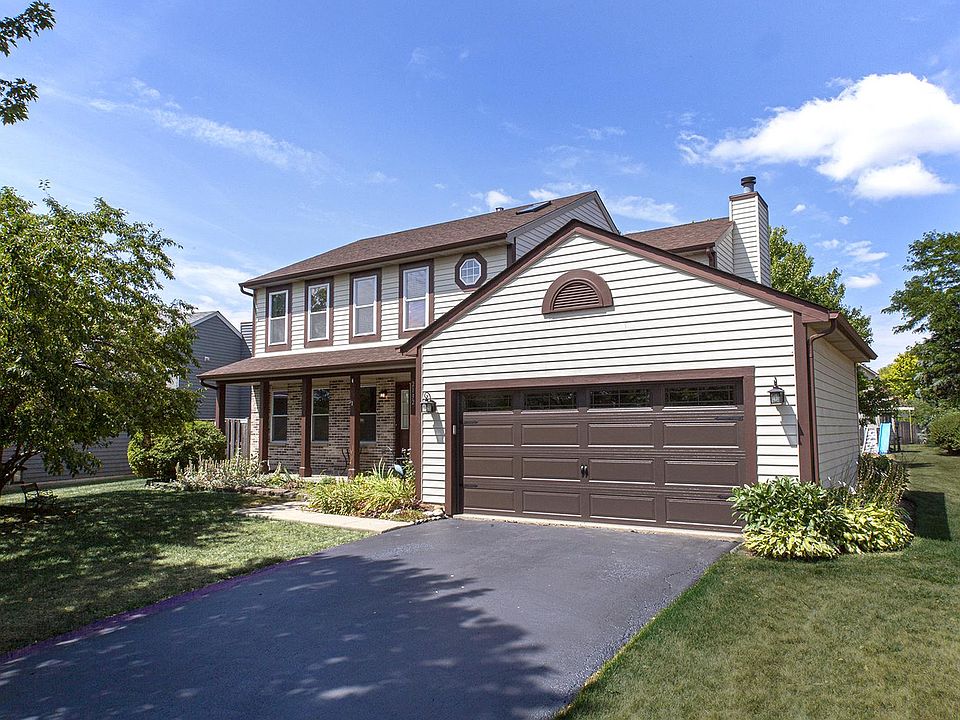 1st image of 2132 Oak Leaf Ln