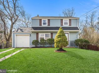22 Rose Ln, Burlington, NJ