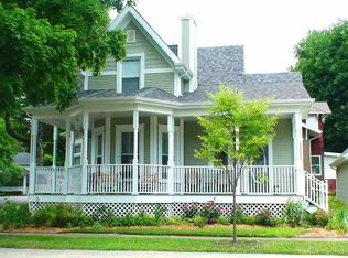 208 Lake Shore Dr, Culver, IN 46511