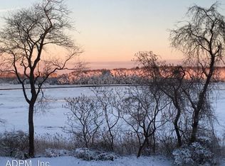 26 Old Rowley Rd, Newbury, MA 01951