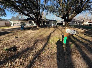 207 S Sun Camp Rd, White Oak, TX 75693