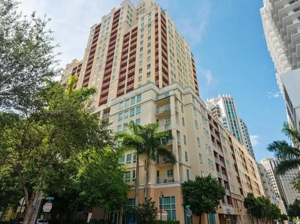 7350 SW 89th St APT 1611S, Miami, FL 33156