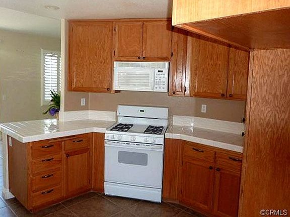 3rd image of 25 Amador Way