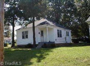 774 Woodcote St, Winston Salem, NC 27107