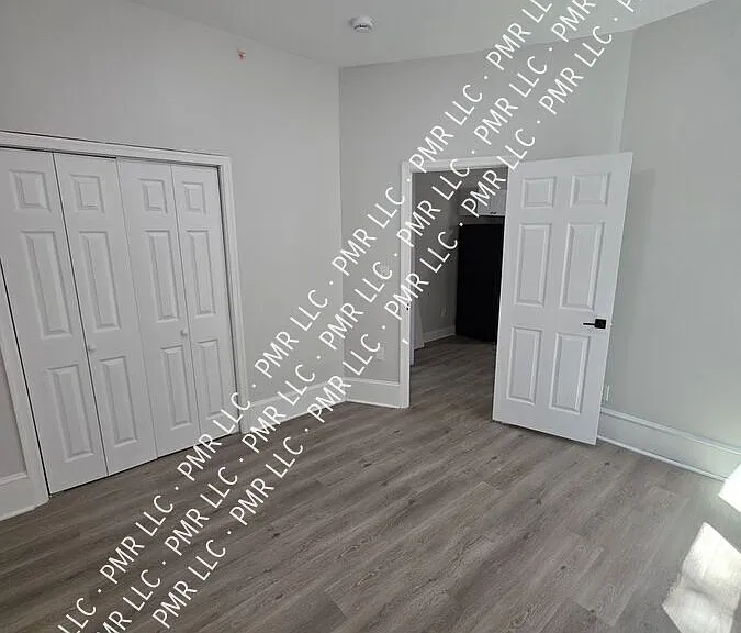 5028 N 12th St #1 — Photo 9