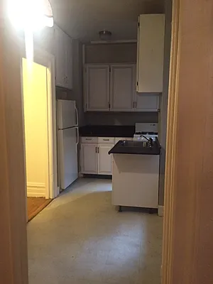 Rented by B Gans Management | media 15