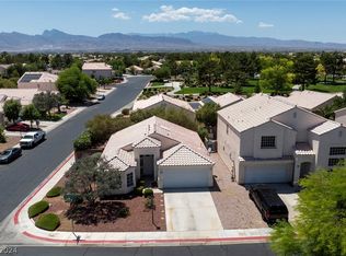 7627 Plunging Falls Dr, Las Vegas, NV 89131